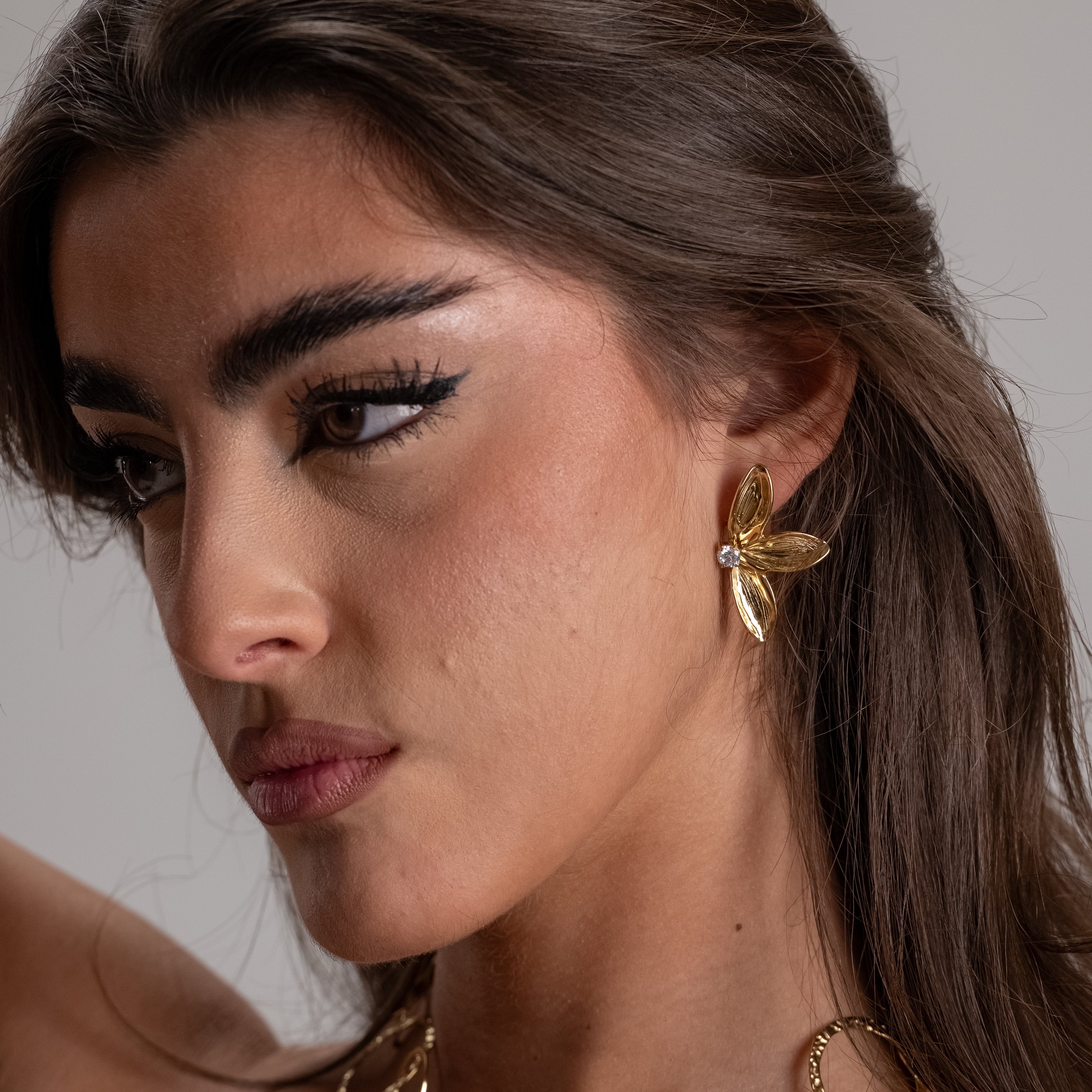 Orecchini “Lily” con Zircone Bianco