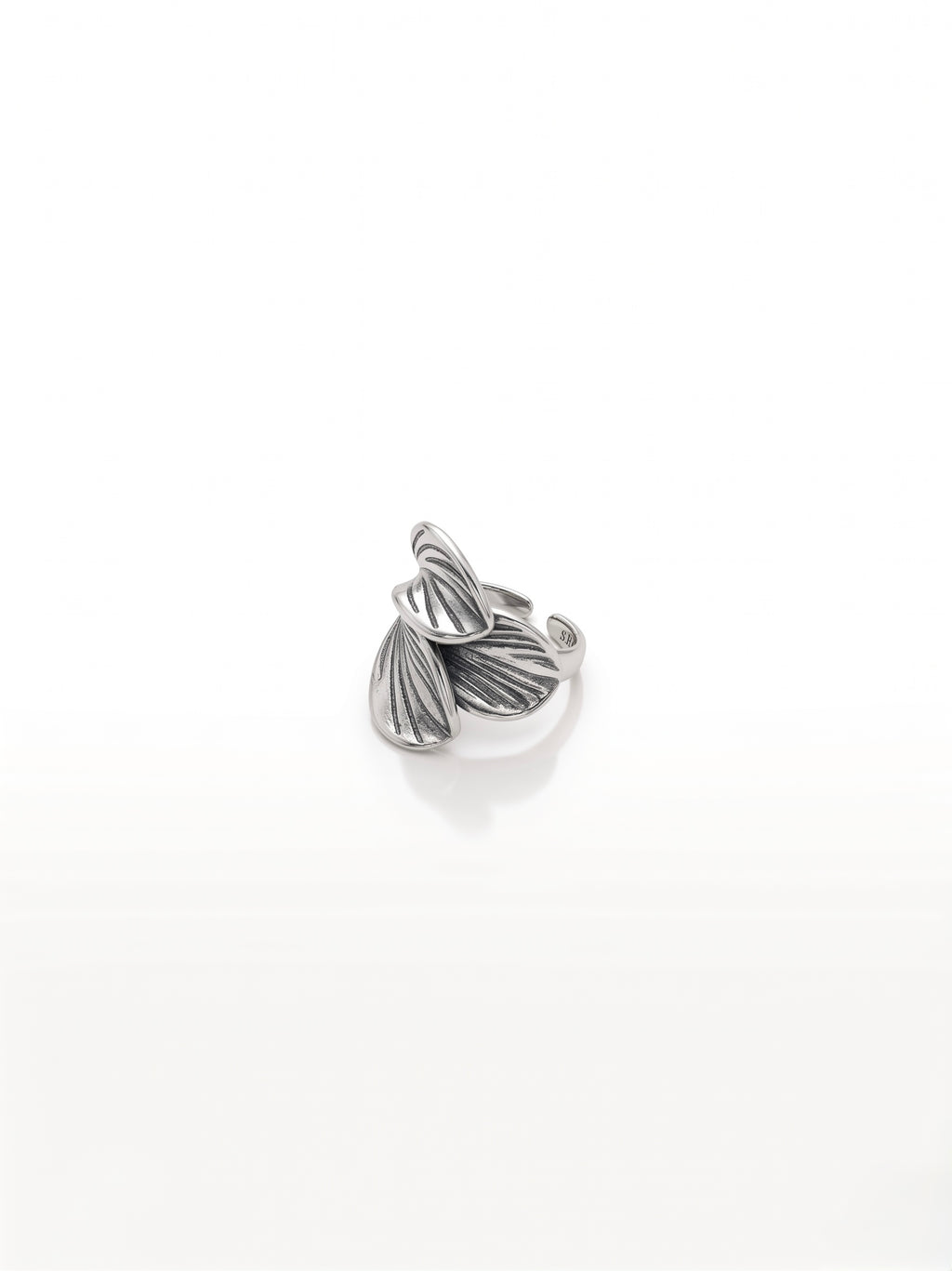 Anello “Ninfea” in Acciaio Inossidabile