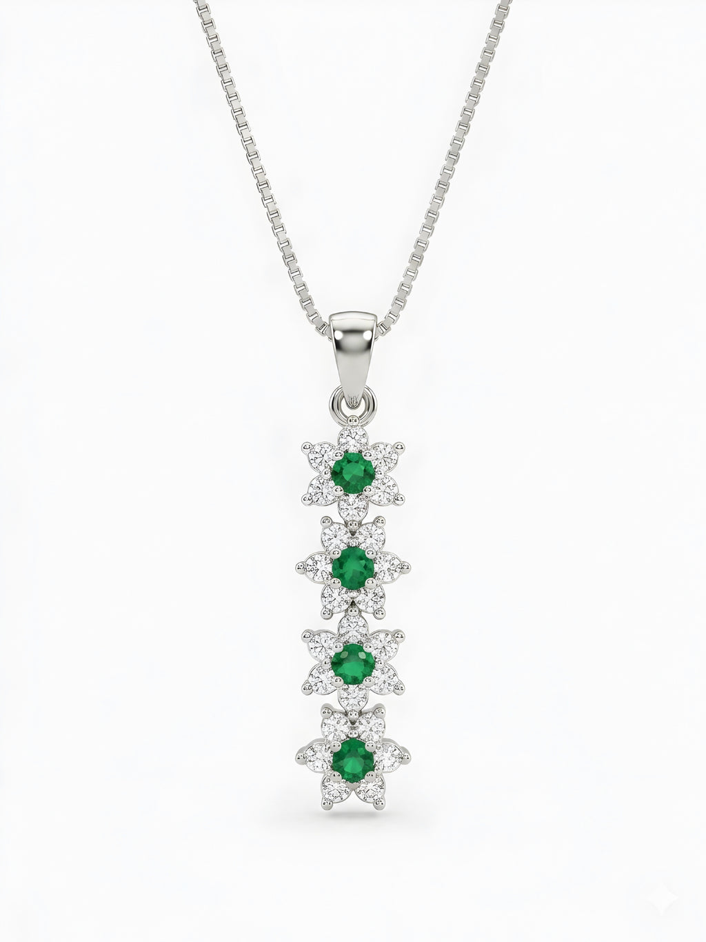 Collana in Argento 925 “Smeralda Royale” con Ciondolo Floreale e Zirconi Bianchi